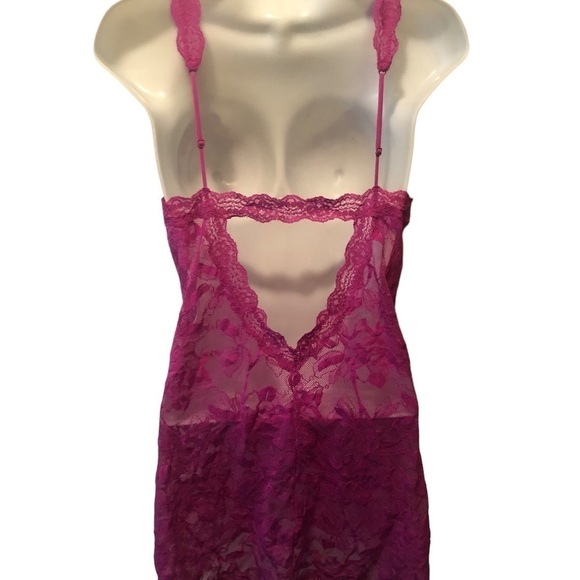 Victoria’s Secret SEXY Sheer Stretch Lace Chemise Cut~Out Back Sz. L Violet - Picture 1 of 7
